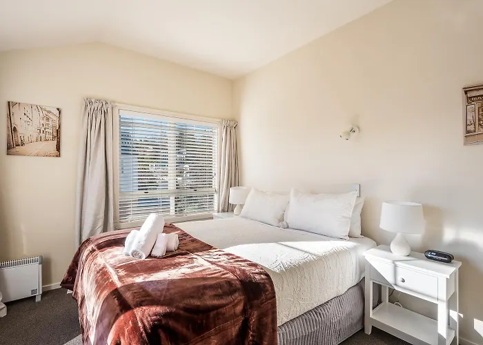3br - Walk To & Town Wanaka