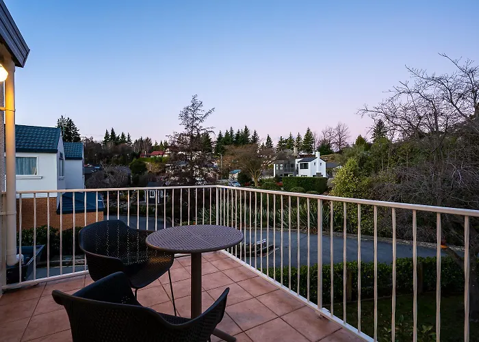3br - Walk To & Town Apartment Wanaka